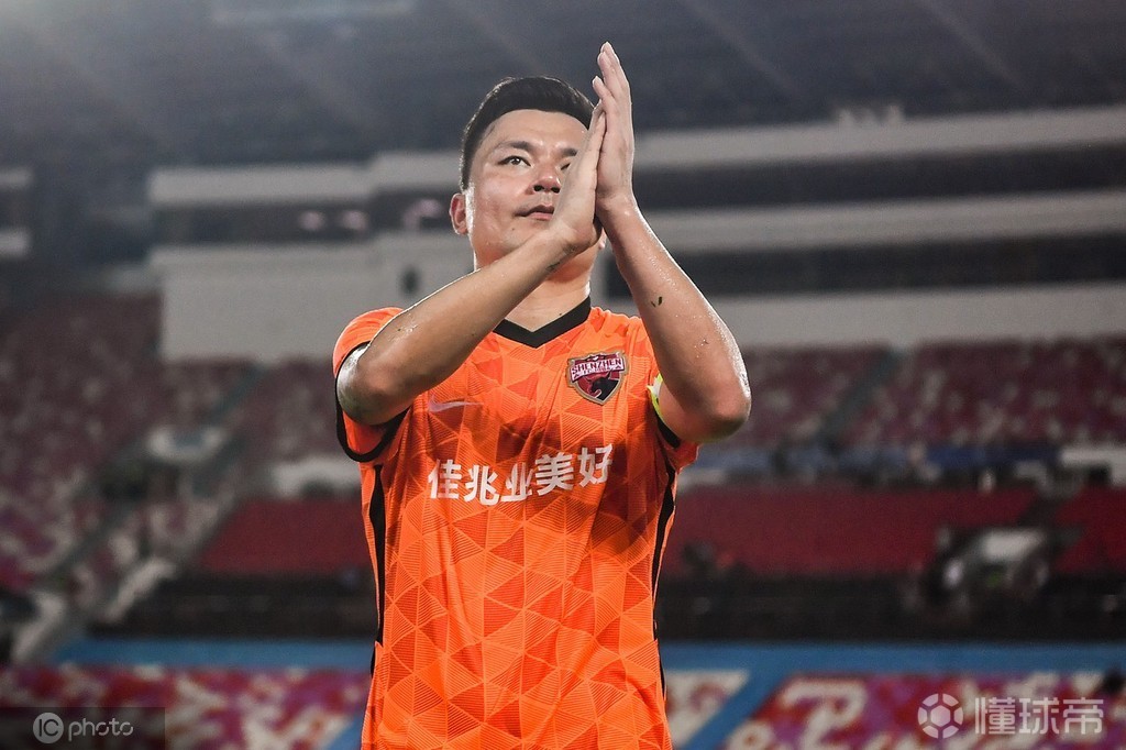 包含里程碑夜阿森纳手感冰凉，CBA常规赛赛后刷纪录，信心回归，年轻球员得到机会的词条