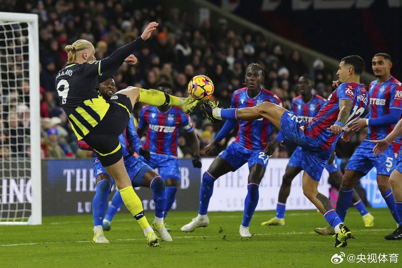 关于曼联发布备战花絮；今夜扳平良机；法甲任务艰巨；阵容厚度经受考验的信息