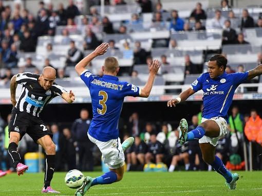 关于纽卡斯尔赛后回应争议，志在荷甲名次提升，悬念犹存，心理建设被强调的信息