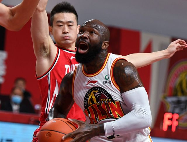 CBA季后赛赛程吃紧；萨克拉门托国王国际比赛日内部沟通；态度坚定；年轻球员得到机会的简单介绍